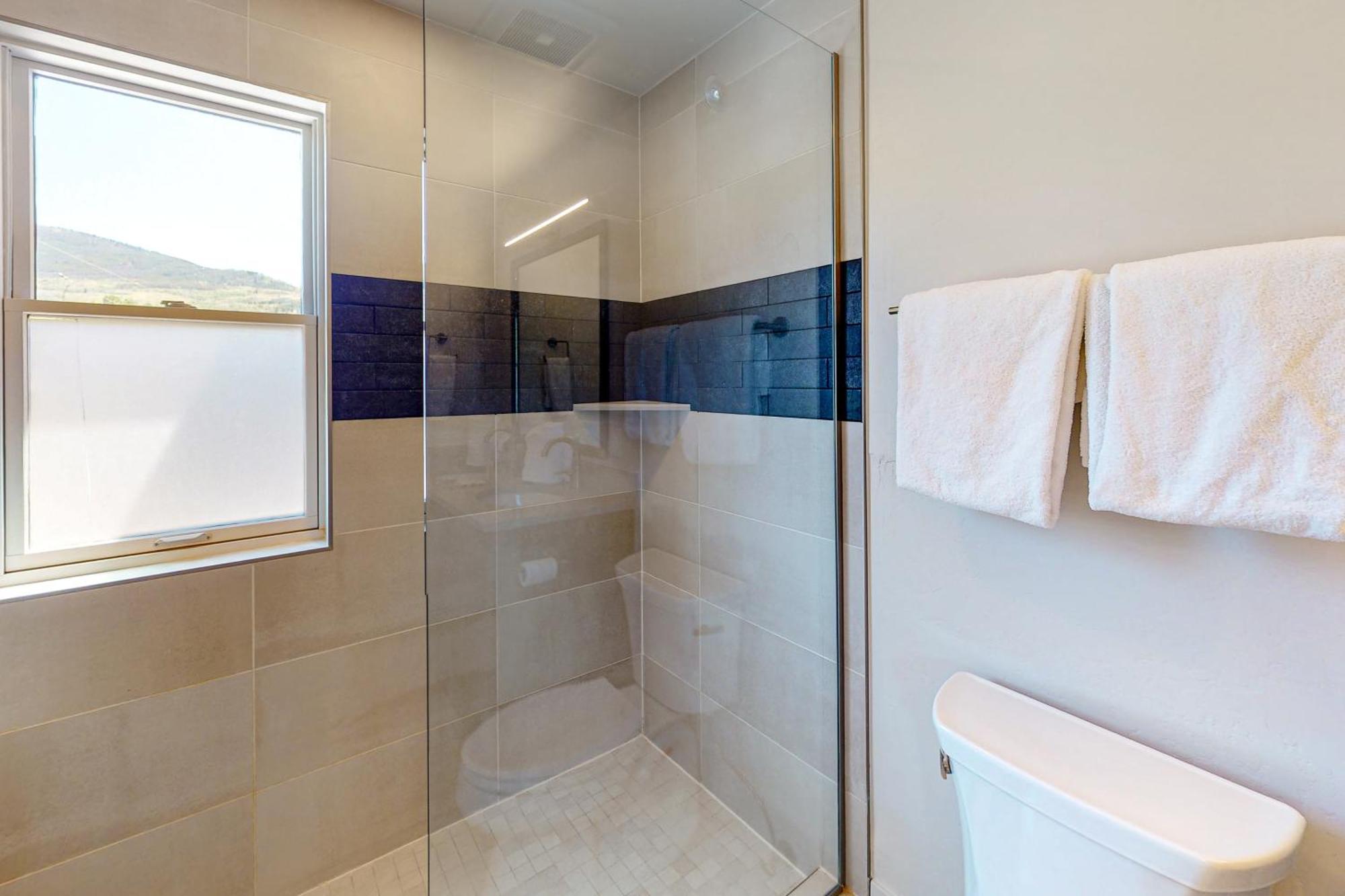 Blue River Flats Condos 실버스론 객실 사진
