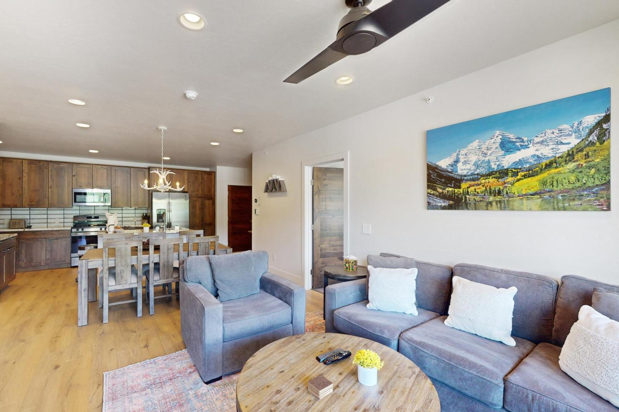 Blue River Flats Condos 실버스론 객실 사진